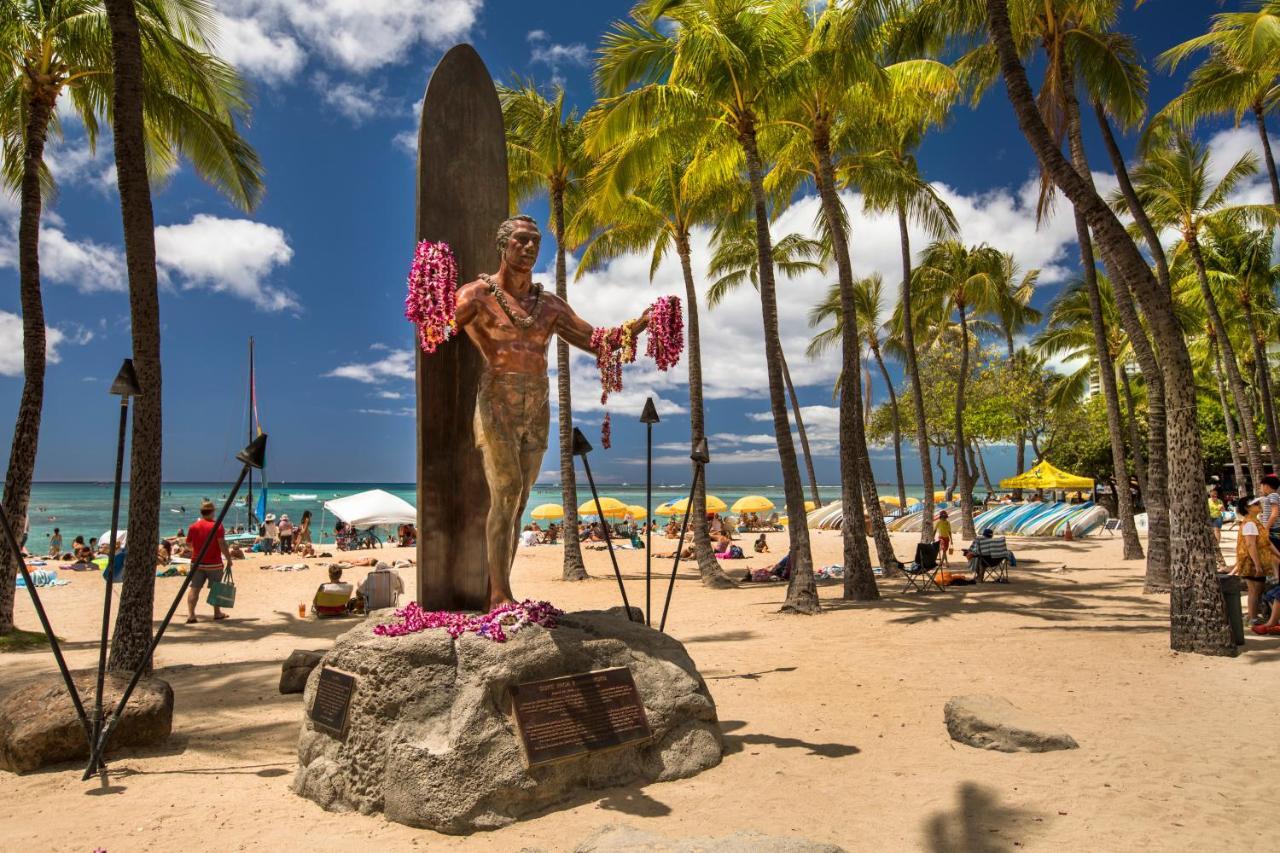 Steps To Waikiki Beach! Newly Renovated With 75" Tv Гонолулу Экстерьер фото